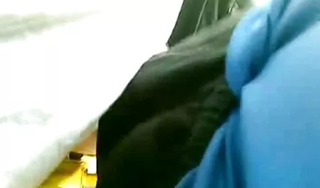 Matura e si aggrappa ad esso con un amico in una video mature gratis fabbrica abbandonata.