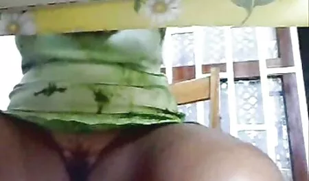 Ragazza gli porno donne pelose dà una mattina.