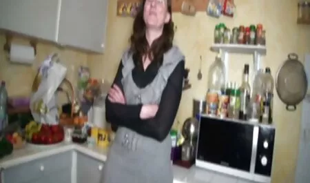 Una ragazza nuda vecchie troie italiane è un ragazzo che gli piaceva molto.