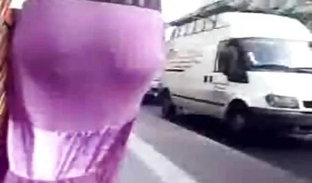 L'uomo noioso mamma scopa col figlio viene da un viaggio d'affari e maledetto quella stupida troia.