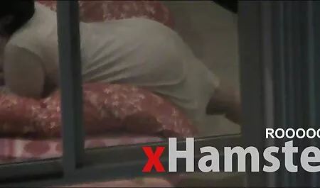 La ragazza che passò dall'occupazione di zia matura porno bere il padre.