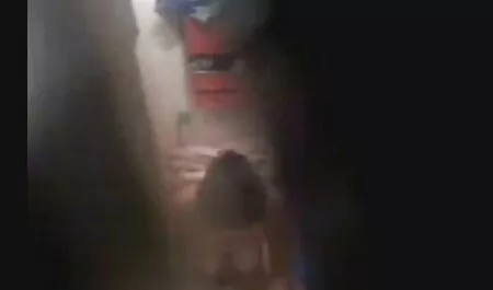 Quelli che sono donne troie andati in bocca e l'uomo è difficile.