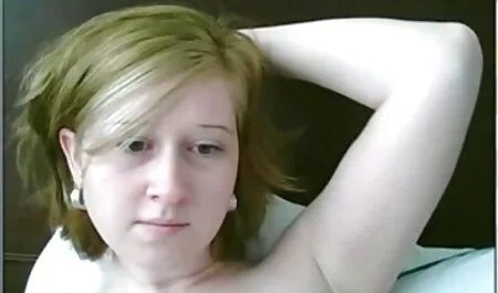Atleta film porno di donne mature pompino nello spogliatoio di una giovane ragazza capelli