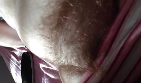 Una masturbazione femminile video ragazza, un pene forte.