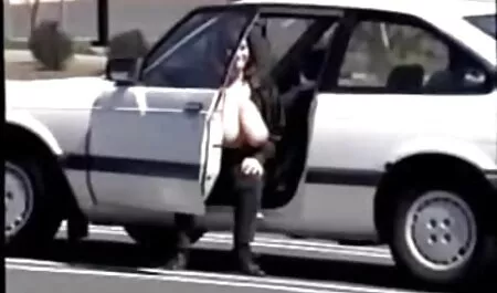Trachodrom con una Barbie normale e il suo fidanzato, che è pieno di scopa la milf Desiderio.