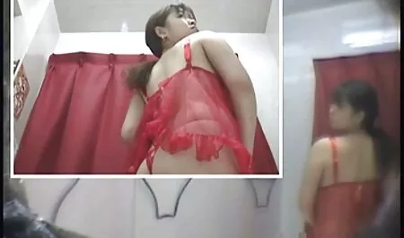 Belle video porno roberta gemma ragazze che giocano al lavoro.