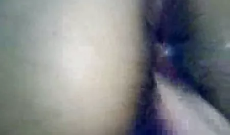 La gioventù è in bocca moglie lesbica