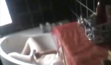 18 anno vecchio italiane pornostar introduced a lavoro sesso su webcam
